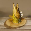 Fischkopf Wolpertinger Präparat Hecht Hörner mit Keilerzähnen Rehgeweih mit Baumscheibe taxidermy