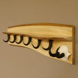 Garderobe mit 6 Gamshaken + Gamsgeweih auf Holzbrett Wandgarderobe Geweih Unikat 27.8.95