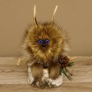 Wolpertinger Wolpi Präparat taxidermy Mini Tannenzapfen Zapfen dunkelblaue Augen Höhe 22 cm 86.1.2.57