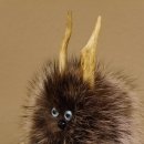 Wolpertinger Wolpi Präparat taxidermy Mini Tannenzapfen Zapfen hellblaue Augen Höhe 22 cm 86.1.2.58