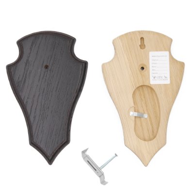 1 Stück Reh Trophäenschild Spitz klein Eiche dunkel AF 19 cm x 11 cm mit 1 Kieferfach und 1 Stück Gehörnklammer