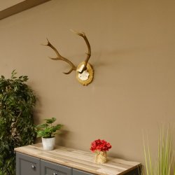 Rothirschgeweih 8 ender kleiner Hirsch Höhe 47 cm Hirschgeweih Geweih geschnitztem Schild 70.1009