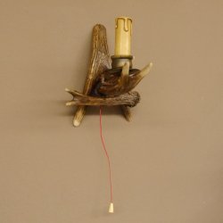Wandlampe Geweih 1 flammig Rothirschstange Rehstange Stange Lampe Leuchte Wand