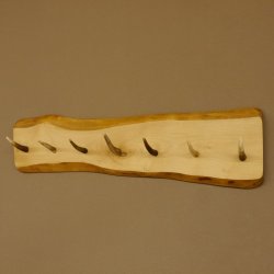 Geweih Garderobe mit 7 Haken aus Hirschspitzen auf Holzbrett Wandgarderobe Unikat 27.8.109