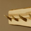 Geweih Garderobe mit 6 Haken aus Hirschspitzen auf Holzbrett kleine Wandgarderobe Unikat 27.8.111