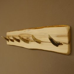 Geweih Garderobe mit 6 Haken aus Hirschspitzen auf Holzbrett kleine Wandgarderobe Unikat 27.8.111