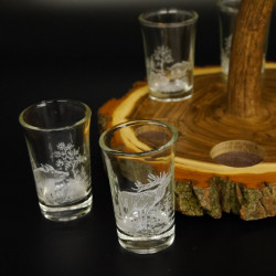 Schnaps Anbieter auf Akazieschild Schnapsbrett H16 cm Rothirsch Stange Griff mit 6 Stück Gläser weiß hoch Jagdmotiv Tier Motiv 27.7.3.13