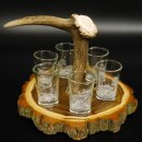 Schnaps Anbieter auf Akazieschild Schnapsbrett H17 cm Rothirsch Stange Griff mit 6 Stück Gläser weiß hoch Jagdmotiv Tier Motiv 27.7.3.14