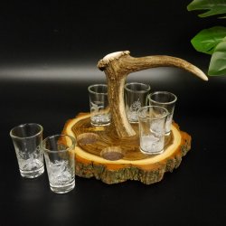Schnaps Anbieter auf Akazieschild Schnapsbrett H17 cm Rothirsch Stange Griff mit 6 Stück Gläser weiß hoch Jagdmotiv Tier Motiv 27.7.3.14