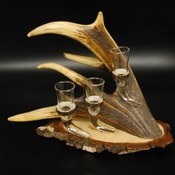 Schnaps Anbieter Birkeschild Schnapsbrett Rothirschgeweih 3x hornförmige Gläser  27.7.6.28