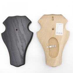 1 Stück Reh Bock Schild Trophäenschild groß mit 1 Kieferfach in Eiche dunkel AF 21 x 13 cm