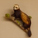 Iltis Tier Präparat Höhe 42 cm auf Holzstamm Tierpräparat taxidermy 89.4.75