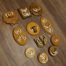 Wildschweinwaffen (Sus scrofa) 11 Stück Keilerwaffen bis 12 cm Trophäe Keiler Gewaff versch. Schilder