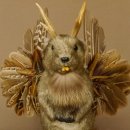 Wolpertinger Murmel Präparat Plüsch mit Bart hellbraune Augen Fabelwesen mit Flügel und Geweih Wolpi 86.16.44