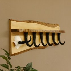 Garderobe mit 6 Gamshaken + Gamsgeweih auf Holzbrett Ablagefläche Wandgarderobe Geweih Unikat 27.8.123