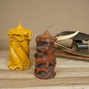 Bougier en bois de cerf rouge avec 2 bougies en fer forgé et corne de cerf