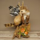 Martre Wolpertinger avec bois de cerf Barre Wolpi Préparation bois de chevreuil et dents Hauteur 47 cm 86.10.19