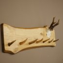 Geweih Garderobe mit 7 Hirschspitzen Haken auf Holzbrett 1x Rehgeweih Wandgarderobe Unikat 27.8.127
