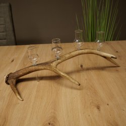 Set da liquore: 4 bicchierini con stelo su un corno di cervo rosso - Regalo 27.60.2.86