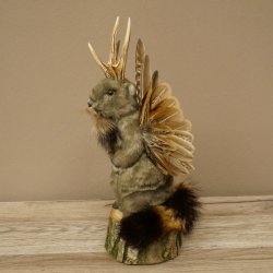 Wolpertinger Marble Stuffed Toy: Mythical Creature with Wings, Beard, and Antlers – Wolpi 86.16.52