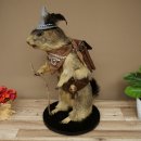 Wolpertinger, marmotte, randonneur : spécimen...