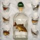 7-teiliges Schnaps Gläser Set mit Fisch Motive + Karaffe mit KARPFEN