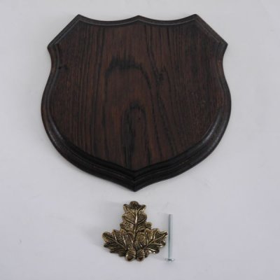 1x Wappenschild Wildschwein Troph&auml;enschild Wappenform, AF 17cm, mit Eichenlaub Deckblatt massiv + klein