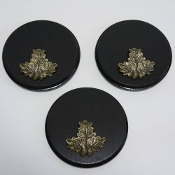 3 Stück Keilerschilder AF 13 cm Gewaffbrett rund dunkel 3 x Eichenlaub Deckblatt