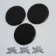 3 Stück Keilerschilder Keilerbrett Gewaffbrett Trophäenschild rund dunkel AF 15 cm mit 3 Stück Eichenlaub Deckblatt 6-blättrig