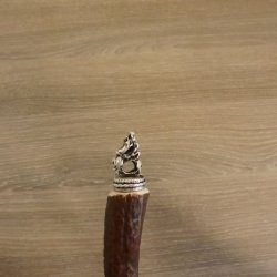 Flaschenöffner mit Hirsch Geweih Stange Hirschhorn Griff mit Endkappe Verzierung Hirsch stehend GL23cm #27.19.7.13