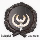 Keilerschild geschnitzt dunkel AF 19 cm mit 2 Stück Aluminium Eichenlaub Deckblatt Keilerbrett Gewaffbrett Trophäenschild