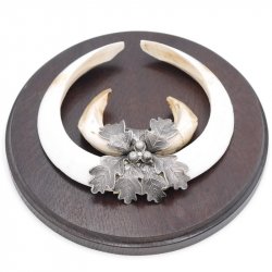 1 Stück Wildschwein Keilerwaffe mit Eichenlaub Verzierung Trophäe Keiler Gewaff Hauer Länge 21 cm #32.198