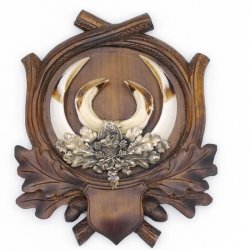 1 Stück Wildschwein Keilerwaffen mit Eichenlaub Verzierung Trophäe Keiler Gewaff Hauer Länge 17,2 cm auf geschnitztem Trophäenschild