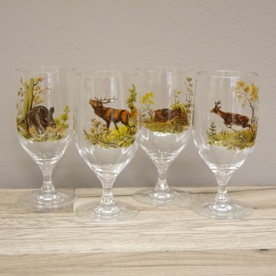 4 teiliges Bier Pils Gläser Set Glas mit farbigen Jagd Dekor Motiv im Geschenk Karton