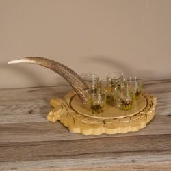 Schnaps Anbieter geschnitztes Schnapsbrett H14 cm Rothirsch Stange Geweih Griff mit 6 Stück " kurze " Gläser Jagdmotiv Tier Motiv #27.7.1.3