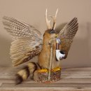 Wolpertinger Wolpi Präparat taxidermy mit große Flügel, Pfeife und Stock, mit hellblaue Augen Höhe 40 cm Fabelwesen Gaudi Geschenk #86.7.32